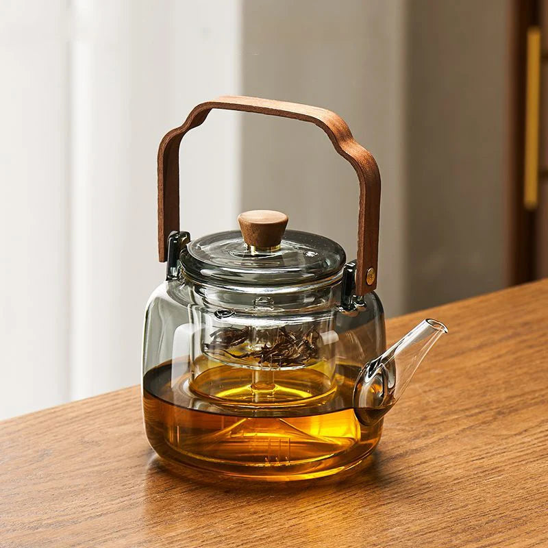 Vue de face théière moderne en verre 1 litre