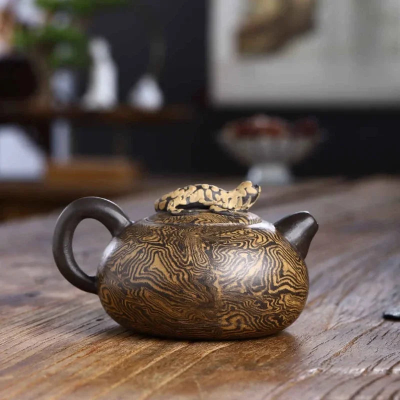 Couvercle sculpté lézard théière argile violette Zisha