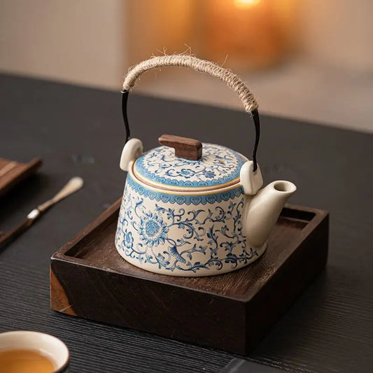 Théière Orchidée Impériale céramique ivoire motifs floraux bleus