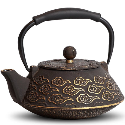 Théière japonaise en fonte plate texturée motif nuages dorés