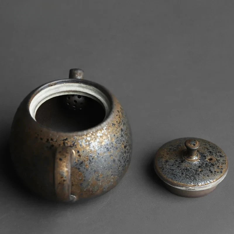 Théière céramique émaillée design vintage élégant