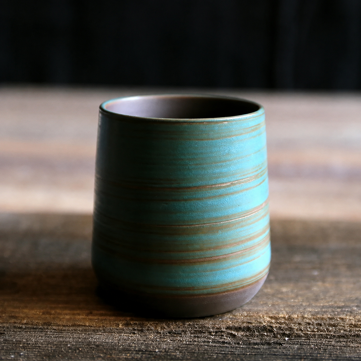 Tasse à thé en grès rayé coloris turquoise, glaçure craquelée vintage