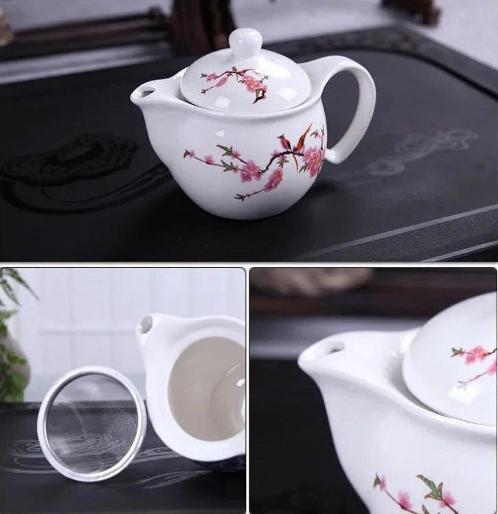 Théière porcelaine fine motif fleurs de cerisier rose